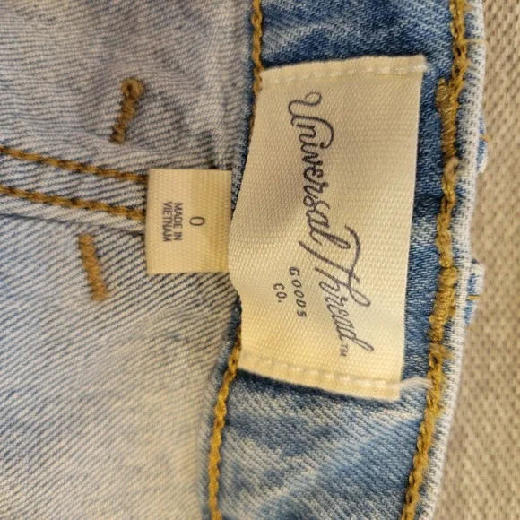 Universal Thread Womens Denim Midi Skirt Light Wash High Rise Front Slit Size 0 - Picture 3 of 7